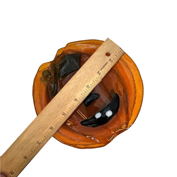 Fused Glass Jack-o’-lantern set of 4 Halloween Pumpkin Plates Decor - Picture 7 of 7